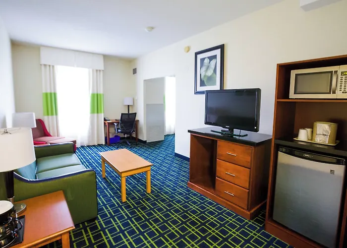 Fairfield Inn By Marriott Toronto Oakville